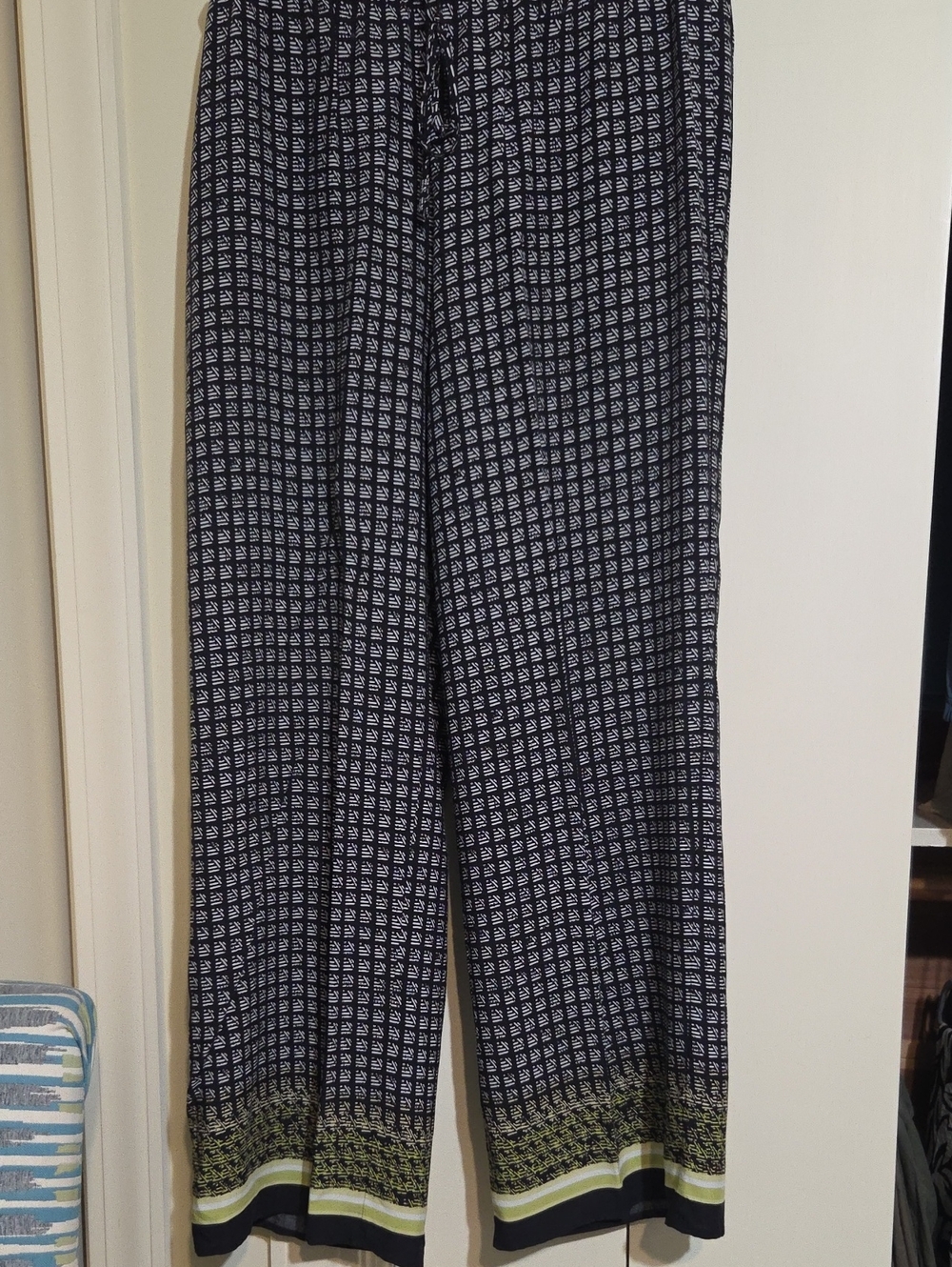 Max Edition DrawstringBlack&white Geometric Wide-Leg Pants with Lime Border Trim